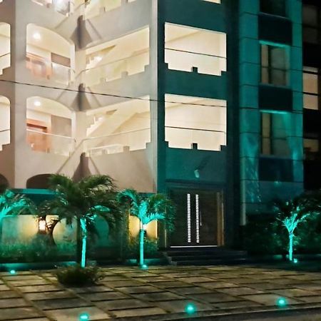 El Doria Hotel Baguida 外观 照片
