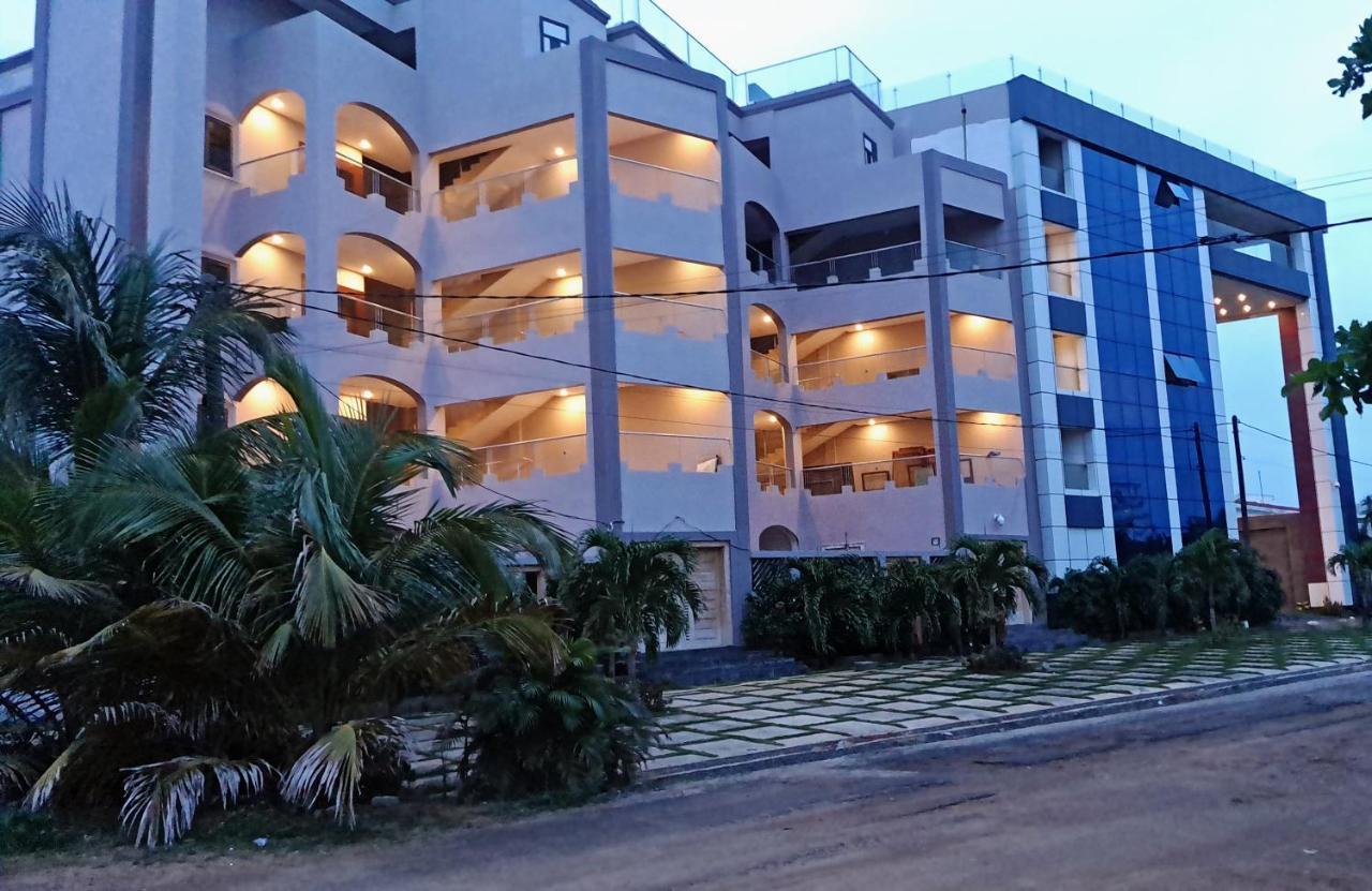 El Doria Hotel Baguida 外观 照片