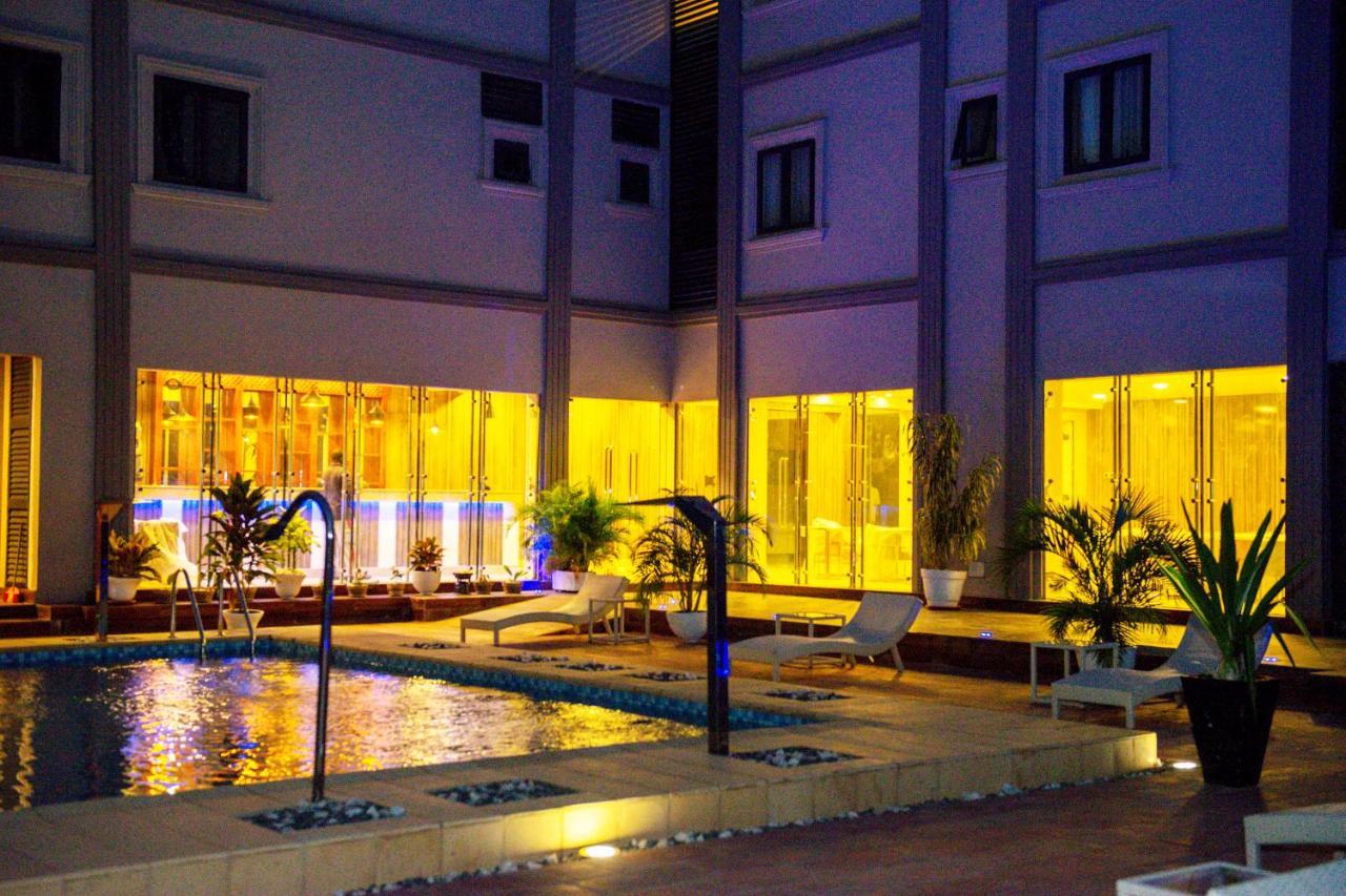 El Doria Hotel Baguida 外观 照片