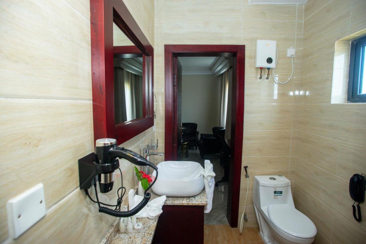 El Doria Hotel Baguida 外观 照片