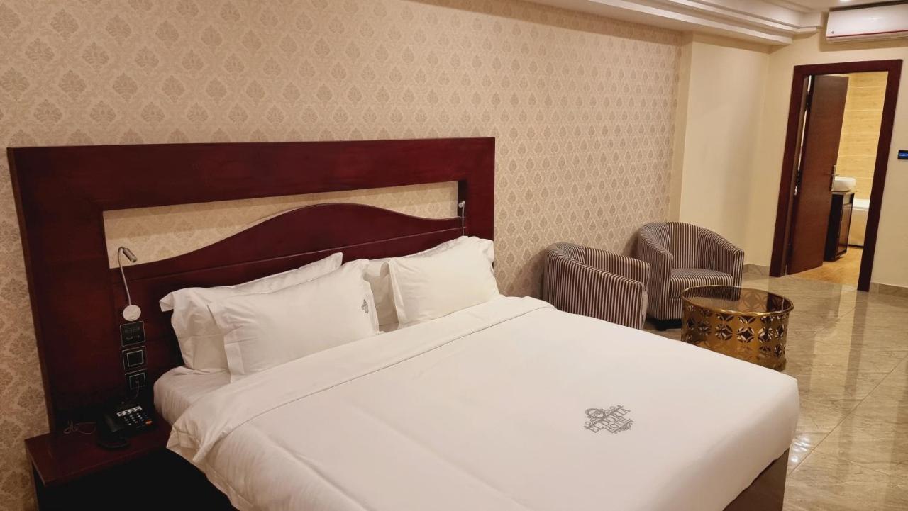 El Doria Hotel Baguida 外观 照片